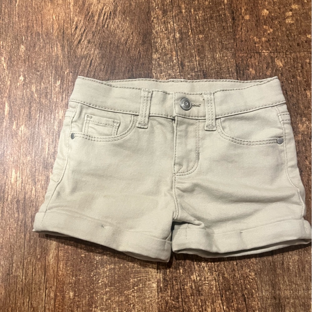 Girls 2t Khaki Shorts